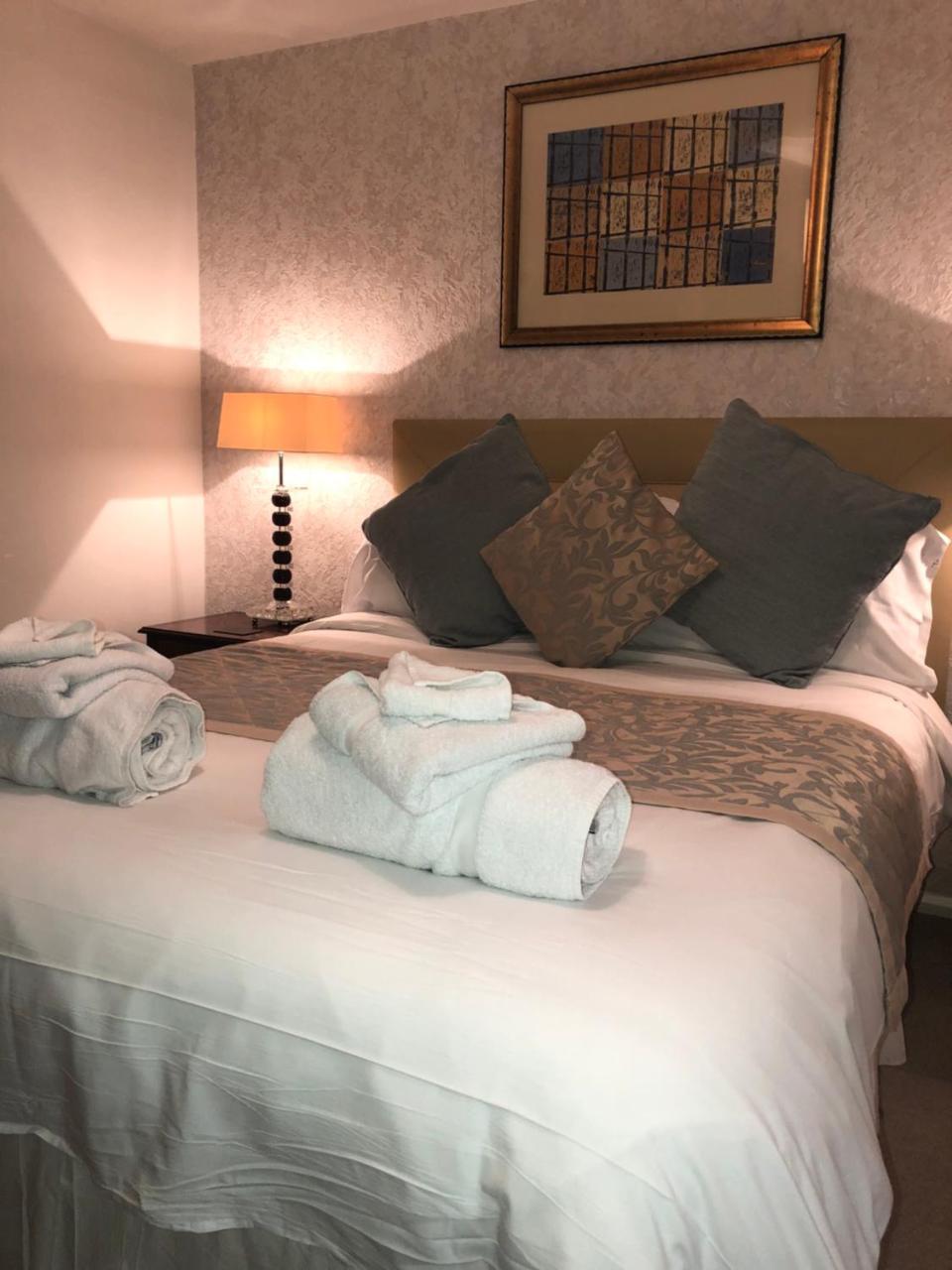 Landford キャメロン ハウス Bed & Breakfast エクステリア 写真
