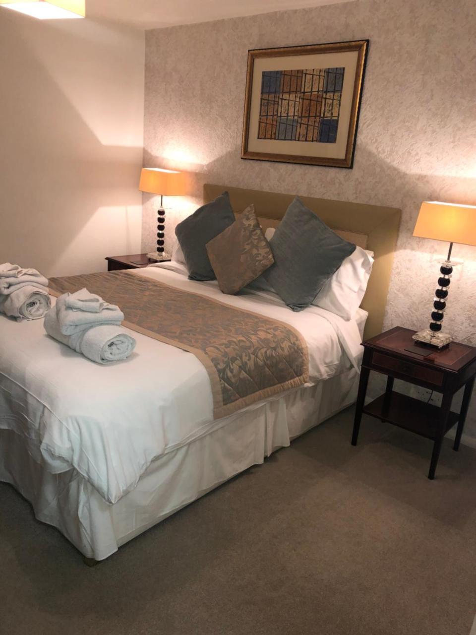 Landford キャメロン ハウス Bed & Breakfast エクステリア 写真