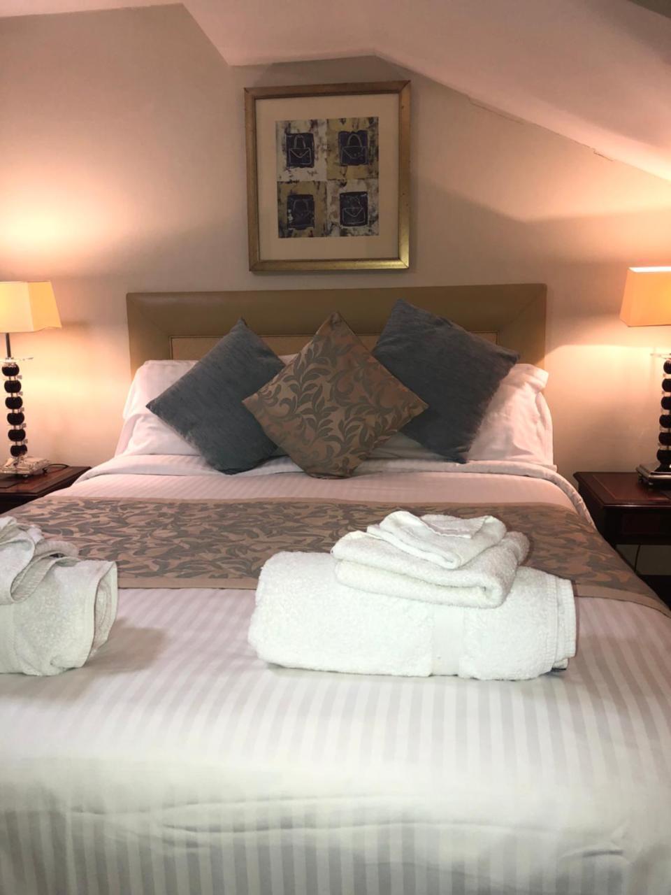 Landford キャメロン ハウス Bed & Breakfast エクステリア 写真